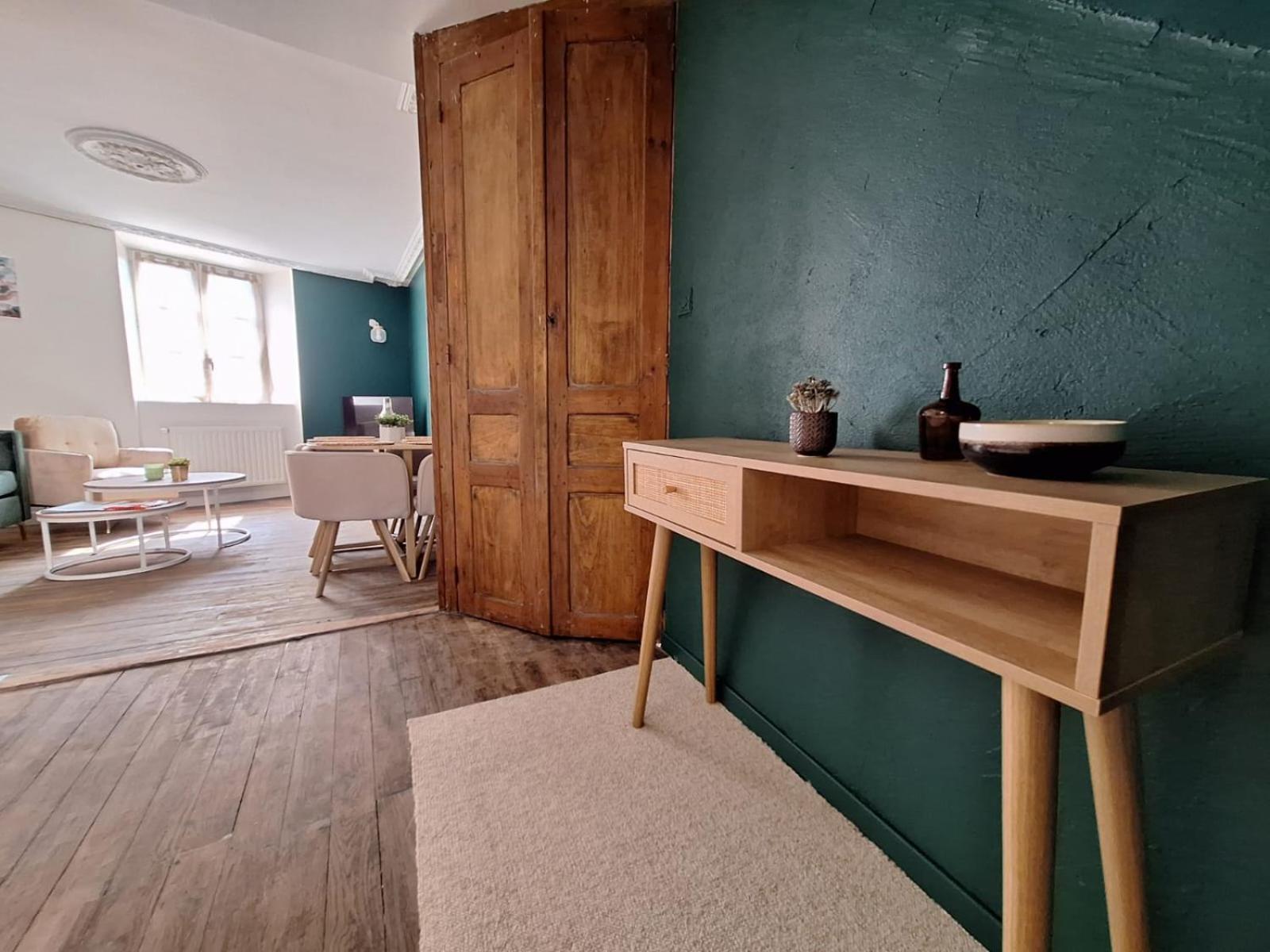 Charmante Maison A 2min De La Porte St Jacques A Holiday home Parthenay